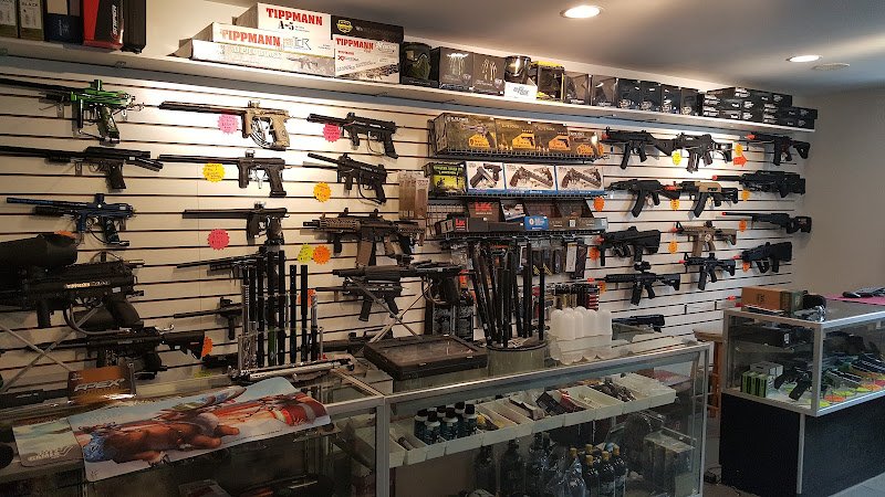 Pokemon trading card store in Fort Edward Cooper's Cave Games Fort Edward New York