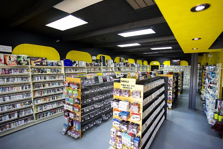 Pokemon trading card store in Largo M & M Video Games Largo Florida