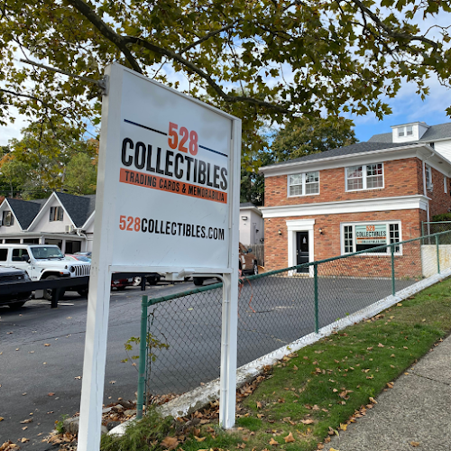 Pokemon trading card store in Locust Valley 528 Collectibles Locust Valley New York Locust Valley New York