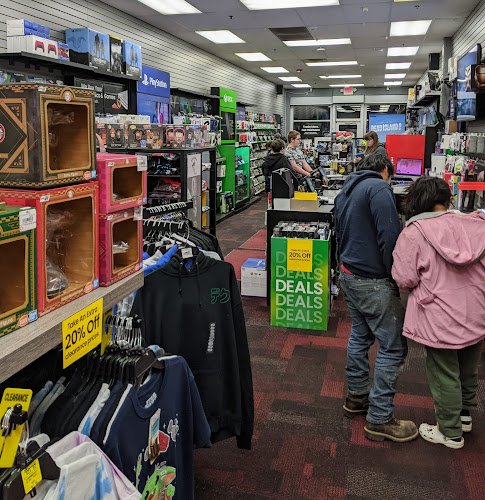 Pokemon trading card store in Oneonta GameStop Oneonta New York Oneonta New York